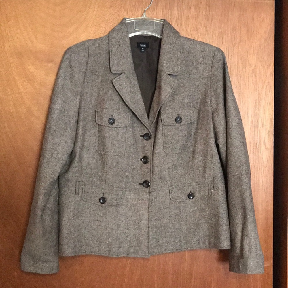 Tweed jacket.